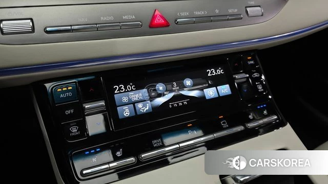 Hyundai The New Grandeur IG Hybrid id 4330415 из Кореи 9