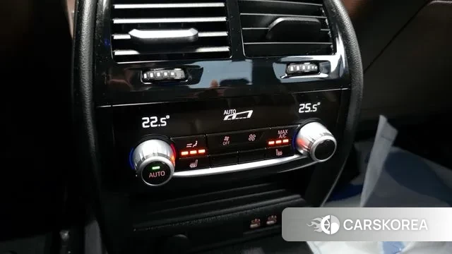 BMW 5 Series (G30) id 3378294 из Кореи 9