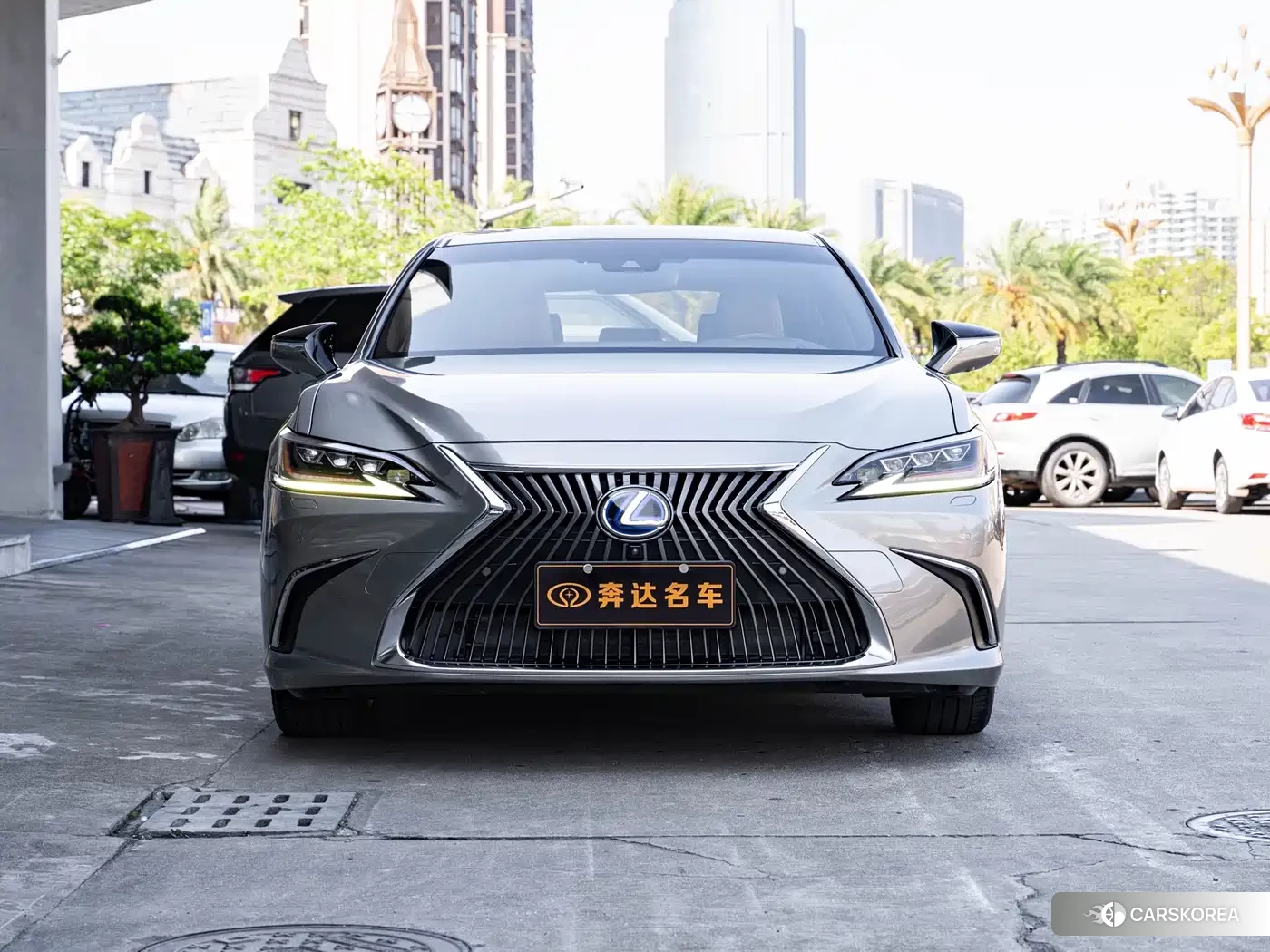 Lexus ES id 4554037 из Китая 9