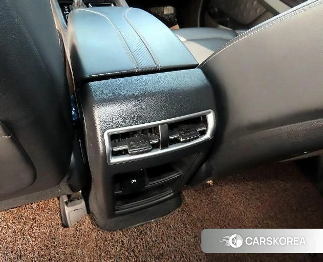 Ssangyong Torres id 3919697 из Кореи 9