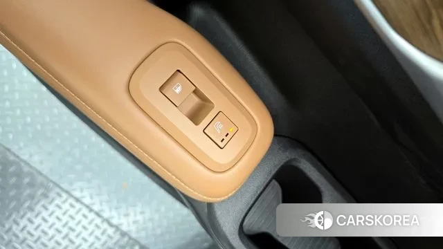 Hyundai Santa Fe (MX5) id 3223618 из Кореи 9