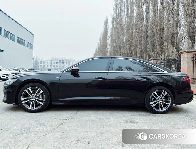 Audi A6L id 4263348 из Китая 9