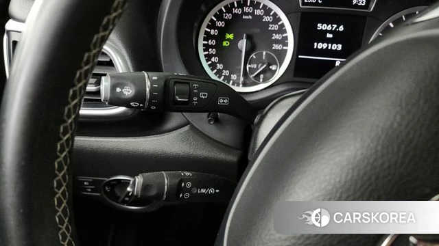 Infiniti Q30 id 4345638 из Кореи 9