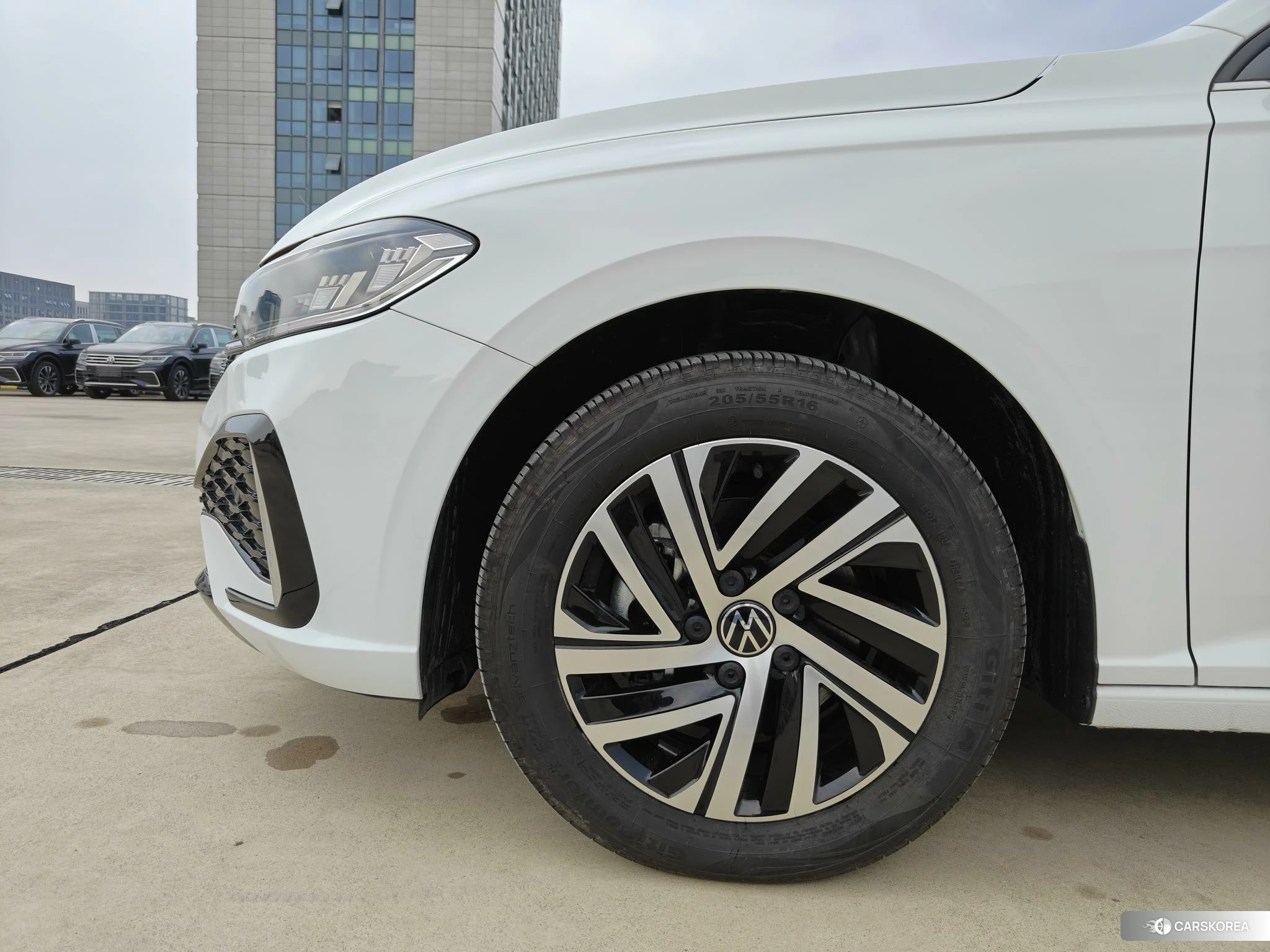 Volkswagen Lavida id 4453952 из Китая 9