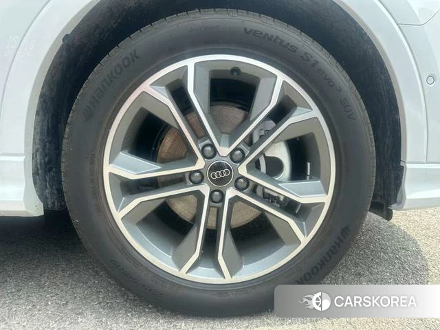 Audi Q3 id 4342126 из Китая 9