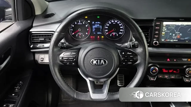 Kia Stonic id 3772978 из Кореи 9