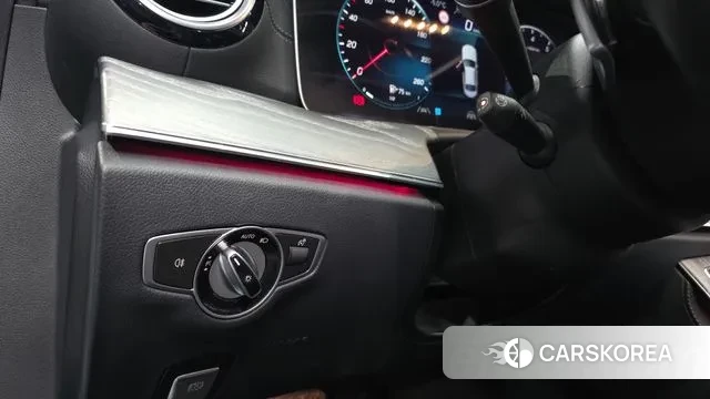 Mercedes-Benz E-Class W213 id 3611100 из Кореи 9