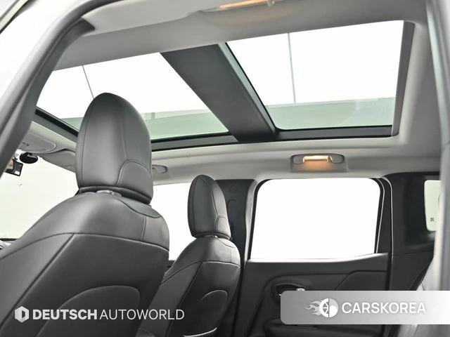 Jeep Renegade id 3916568 из Кореи 9