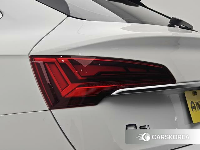 Audi Q5L Sportback id 4209530 из Китая 9