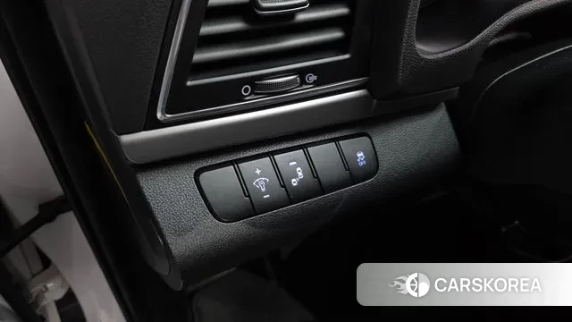 Hyundai Avante AD id 3766613 из Кореи 9