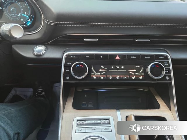 Genesis GV80 id 3852752 из Кореи 9