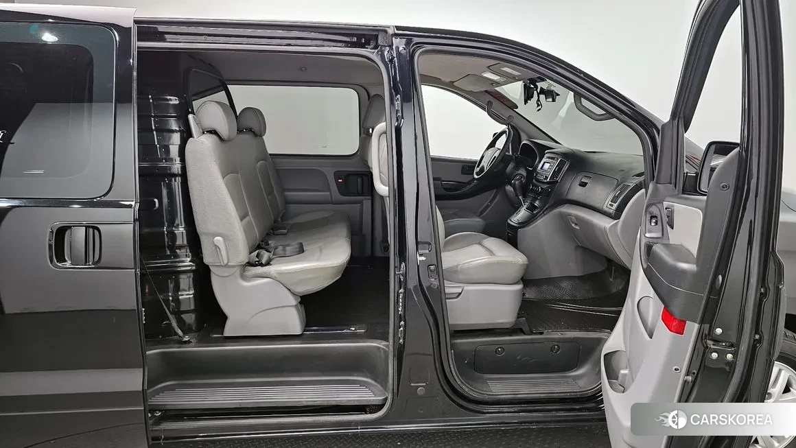 Hyundai The New Grand Starex id 2103046 из Кореи 9