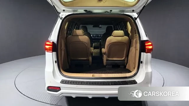 Kia The New Carnival id 3753866 из Кореи 9