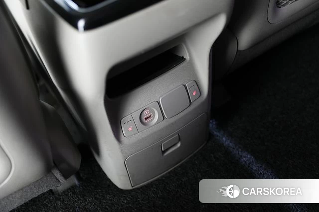 Kia The New Carnival id 4310992 из Кореи 9