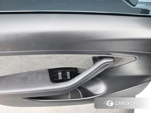 Tesla Model 3 id 3379858 из Кореи 9