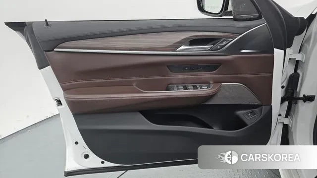 BMW 6 Series GT (G32) id 3402407 из Кореи 9