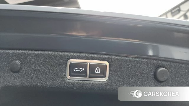 Hyundai Grandeur Hybrid (GN7) id 4315129 из Кореи 9