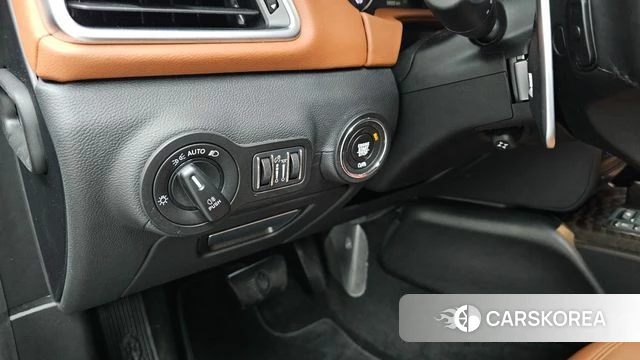 Maserati Ghibli id 4422937 из Кореи 9