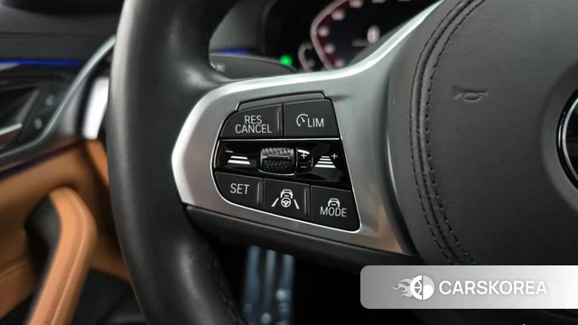 BMW 5 Series (G30) id 3807199 из Кореи 9