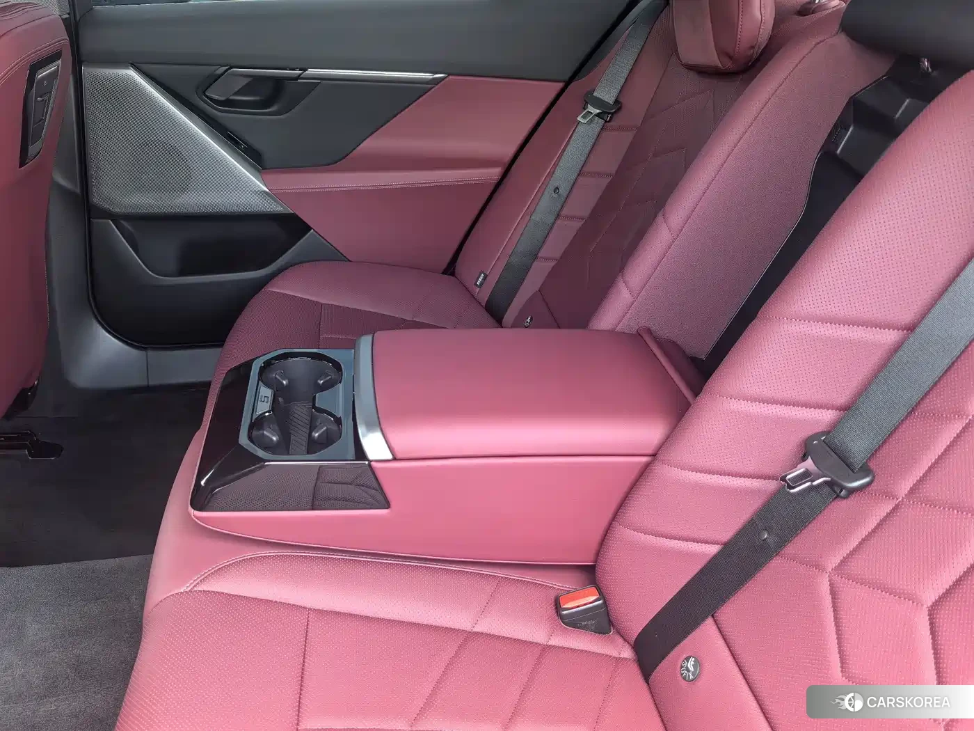 BMW i5 id 4628996 из Китая 9