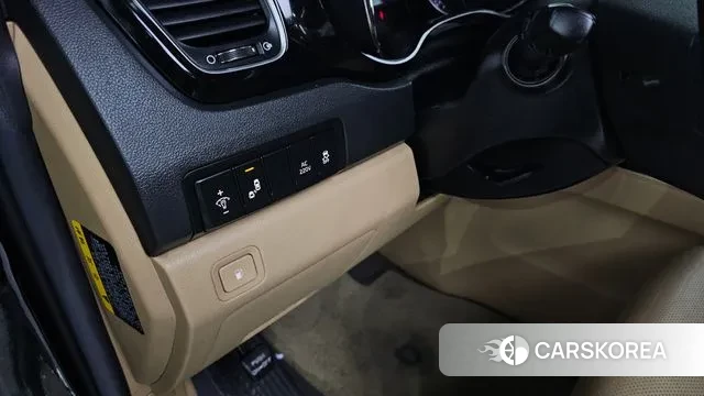 Kia All New Carnival id 3728821 из Кореи 9