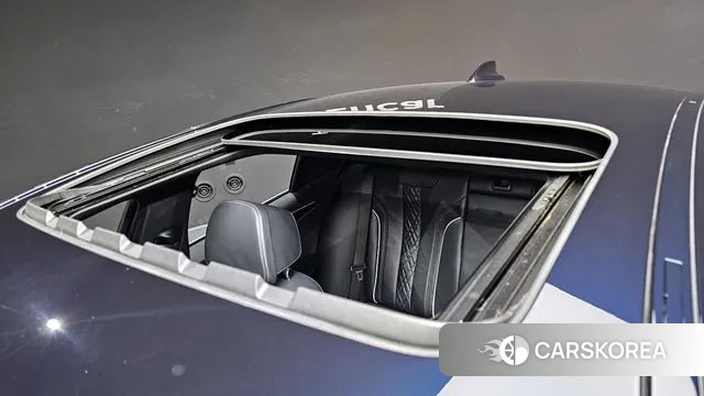 BMW 5 Series (G30) id 3197426 из Кореи 9