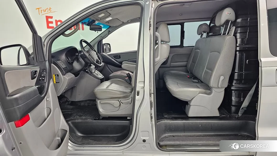 Hyundai The New Grand Starex id 1986093 из Кореи 9