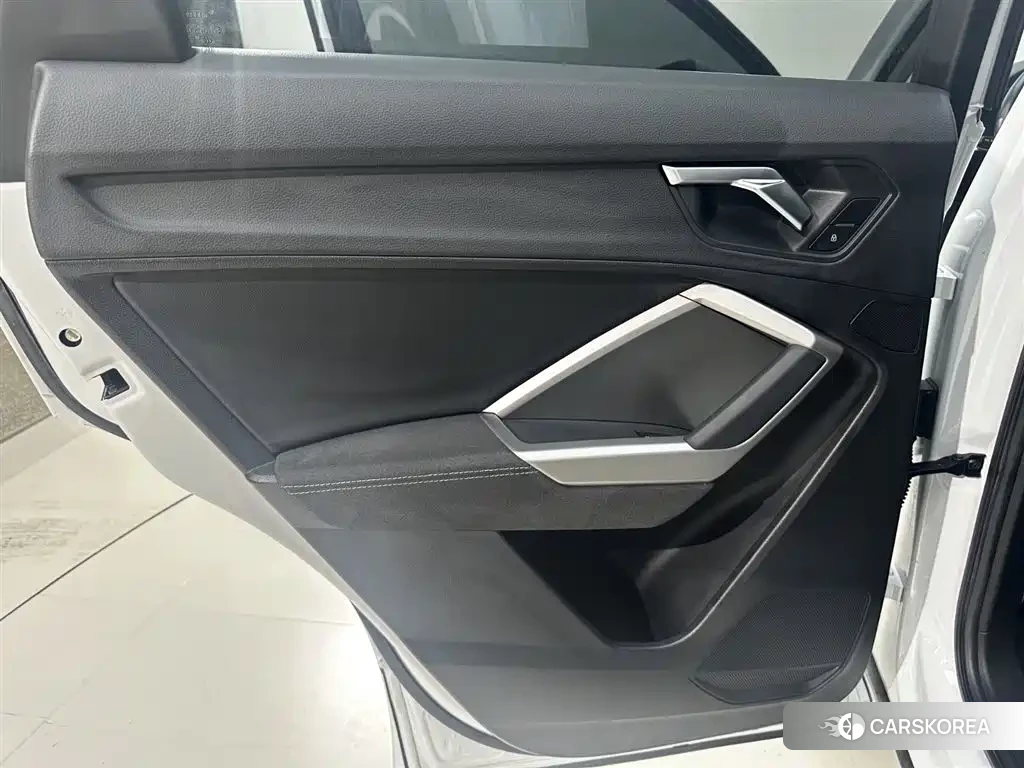 Audi Q3 id 4545688 из Китая 9