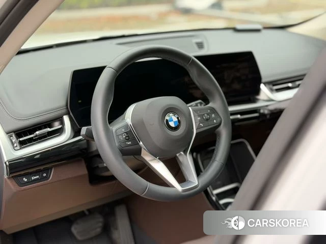 BMW X1 id 4212734 из Китая 9