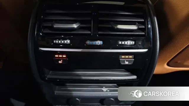 BMW 5 Series (G30) id 3617363 из Кореи 9