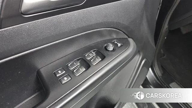 Ssangyong Rexton Sports Cannes id 3698146 из Кореи 9