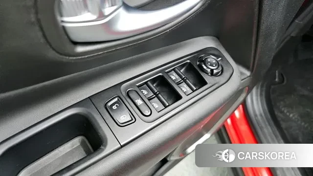 Jeep Renegade id 3439087 из Кореи 9