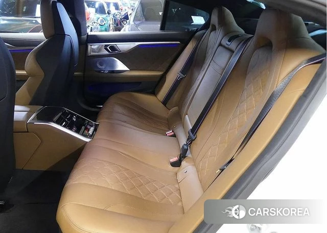 BMW M8 (G15) id 4533026 из Кореи 9