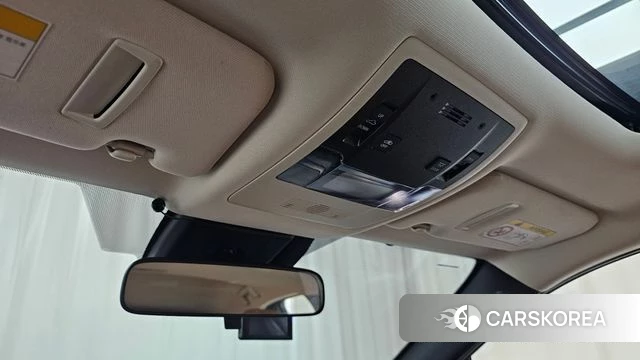 Lexus UX250h id 3800953 из Кореи 9