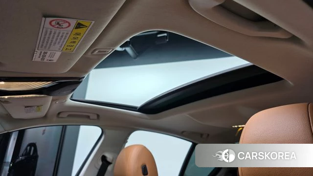 BMW 5 Series (G30) id 3829384 из Кореи 9