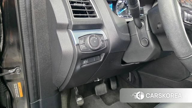 Ford Explorer id 4557987 из Кореи 9