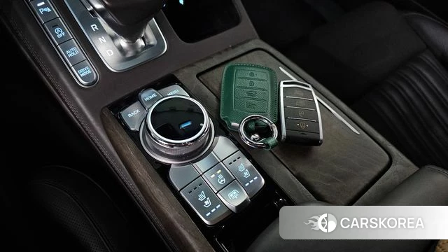 Genesis G90 id 4551400 из Кореи 9