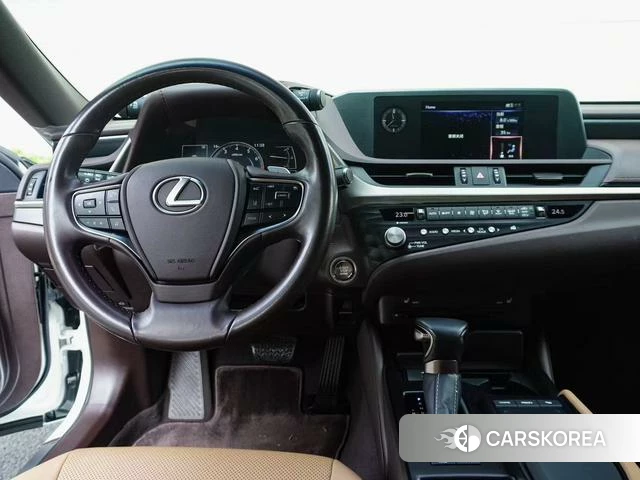 Lexus ES id 3888964 из Китая 9