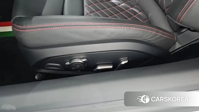 Audi R8 (4S) id 3463417 из Кореи 9