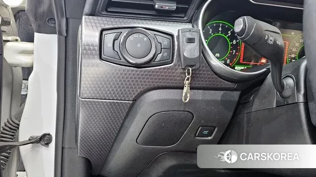 Ford Mustang id 3672737 из Кореи 9