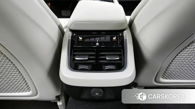 Volvo V60 Cross-Country 2nd Generation id 3842120 из Кореи 9