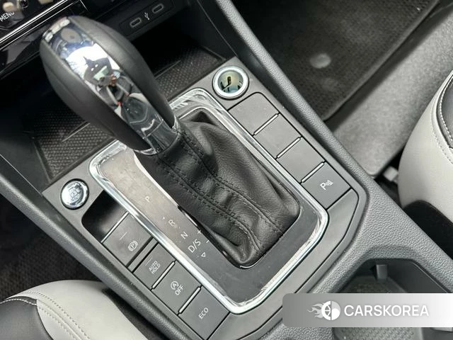 Volkswagen Bora id 4209292 из Китая 9