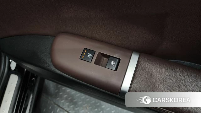 Hyundai Grandeur (GN7) id 3864902 из Кореи 9