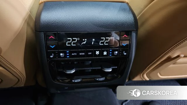 Jeep Grand Cherokee (WL) id 4549131 из Кореи 9
