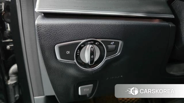 Mercedes-Benz E-Class W213 id 4609039 из Кореи 9