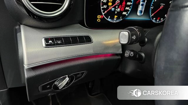 Mercedes-Benz E-Class W213 id 3879816 из Кореи 9