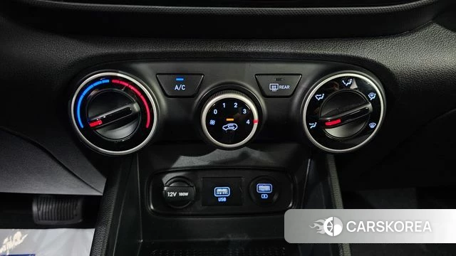 Hyundai Venue id 4338972 из Кореи 9