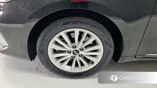 Kia K7 Premier id 3206384 из Кореи 9