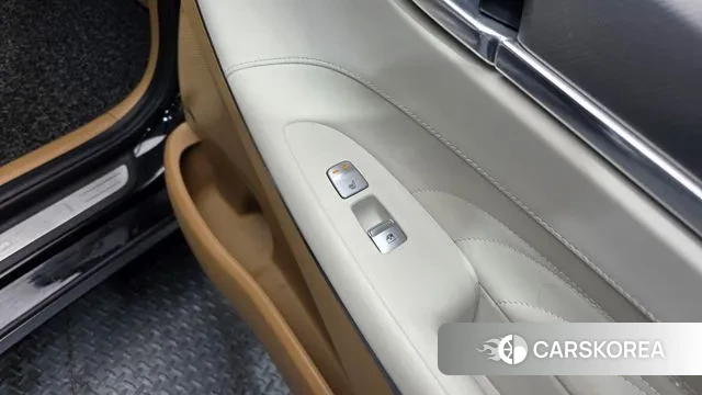 Hyundai The New Grandeur IG Hybrid id 3655859 из Кореи 9