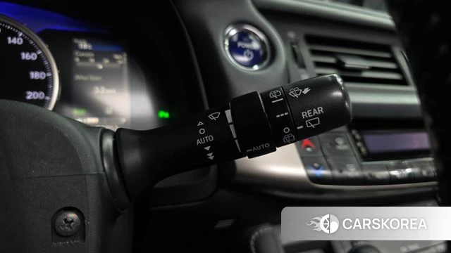 Lexus CT200h id 4345558 из Кореи 9
